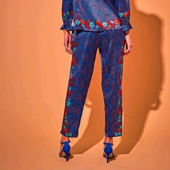 Tucker Julia Baroque Floral in Midnight in Silk Stretch Charmeuse - Picture 3 of 3